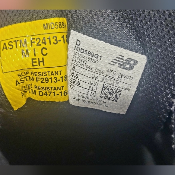 New Balance MID589G1 Men's Black Composite Non slip work shoe Size 9 - Picture 8 of 11